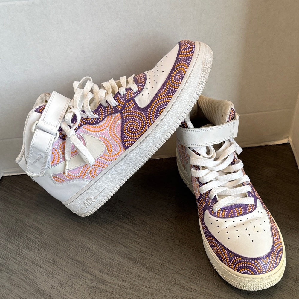 Super Cool Custom Nike Air Force Ones.